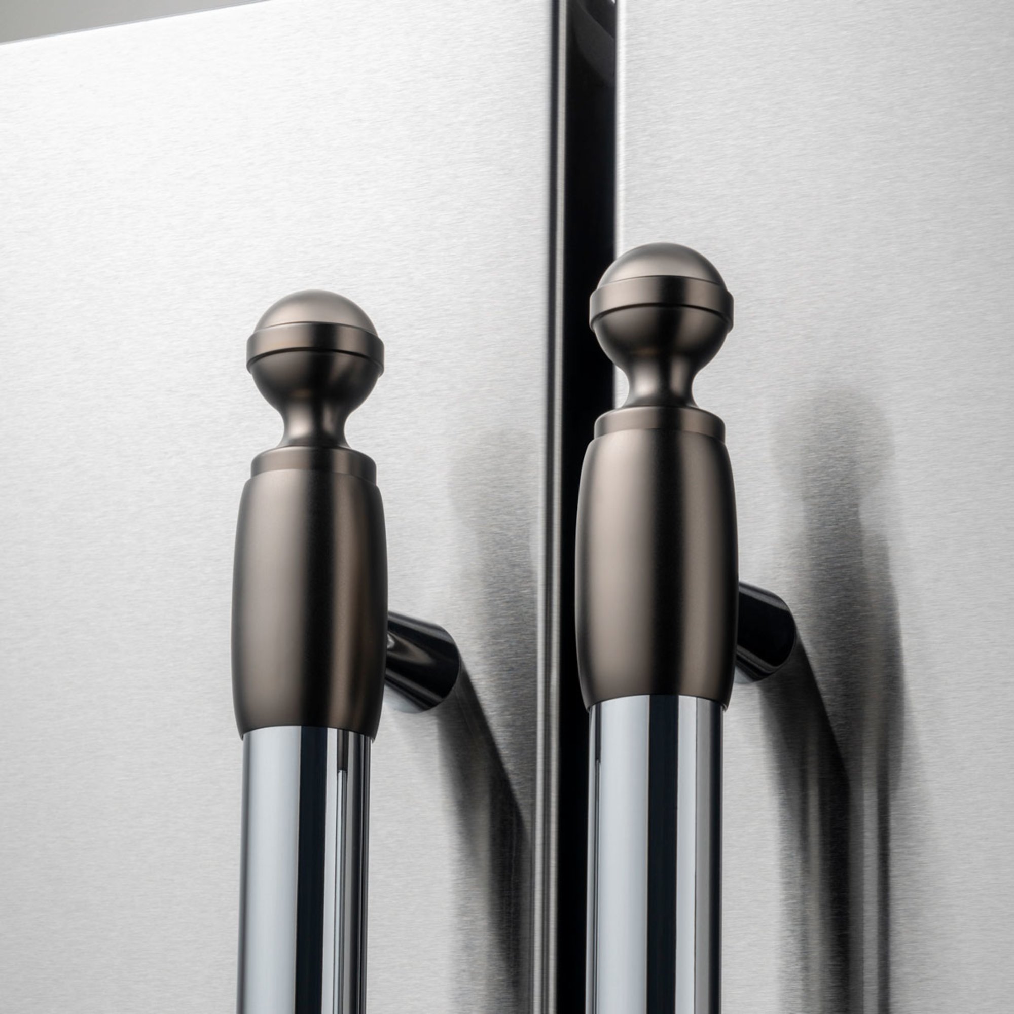 Billede af Bertazzoni Dekorationssæt til køleskab/opvaskemaskine, nikkel