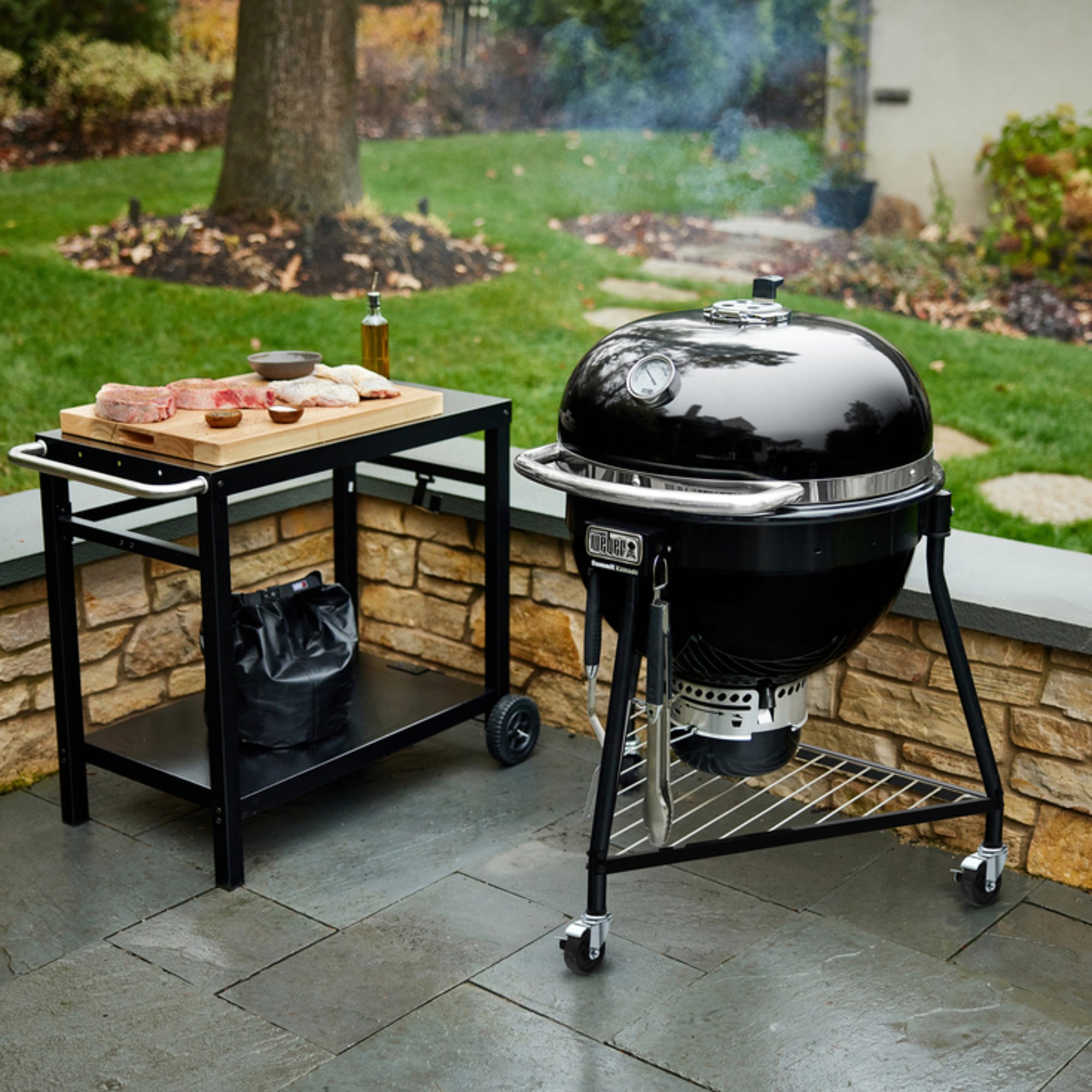 Summit Kamado E6 kullgrill fra Weber » Gratis Levering