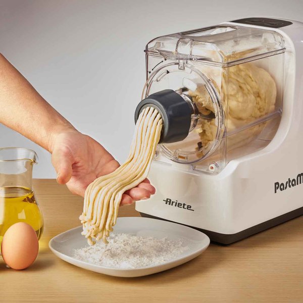 Pastamatic Pasta maskin fra Ariete » Lag deilig pasta - raskt