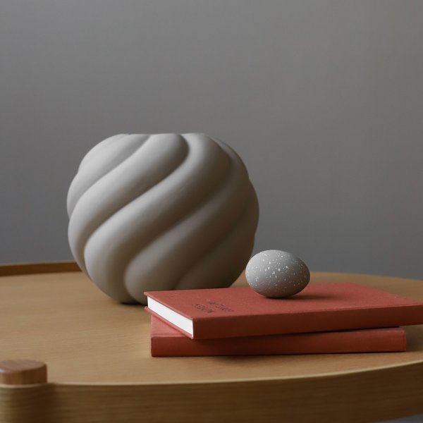 Twist Ball vase 20 cm, sand