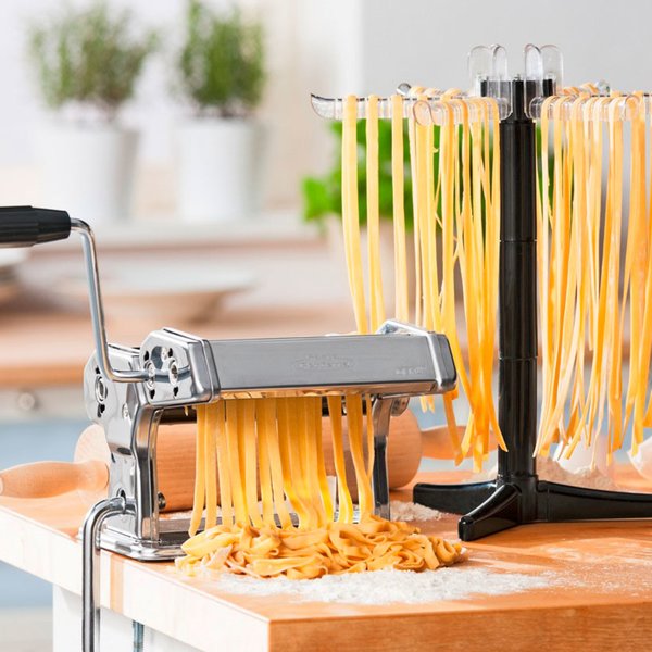 Perfetta pastamaskin stål från GEFU » Levererar färsk och läcker pasta