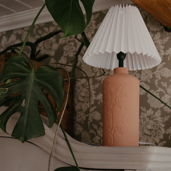 Flora Terrakotta bordlampe, 39 cm