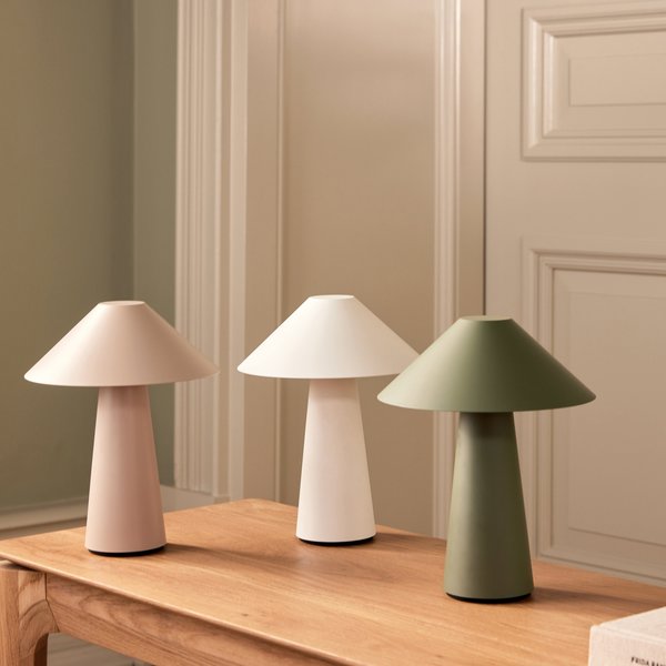 Cannes IP44 bærbar bordlampe, beige