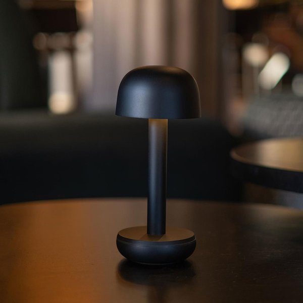 The Humble Two bordslampa, black