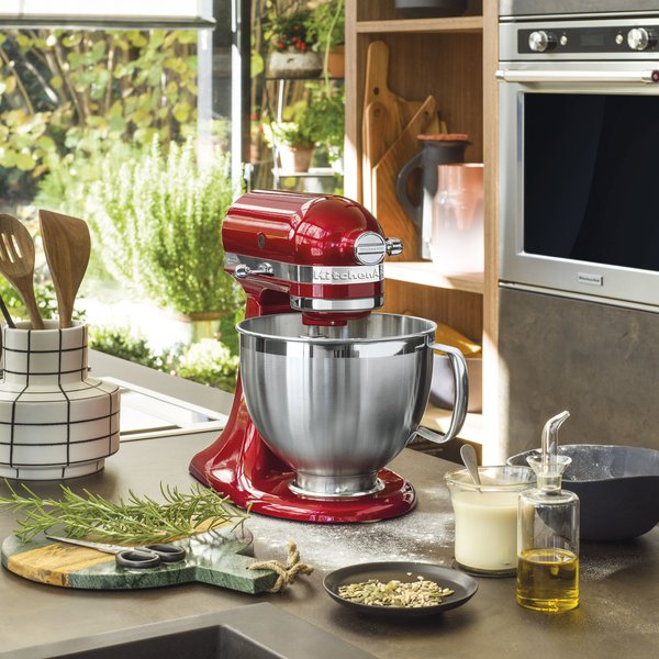 Artisan Stand Mixer 4,8L Empire Red