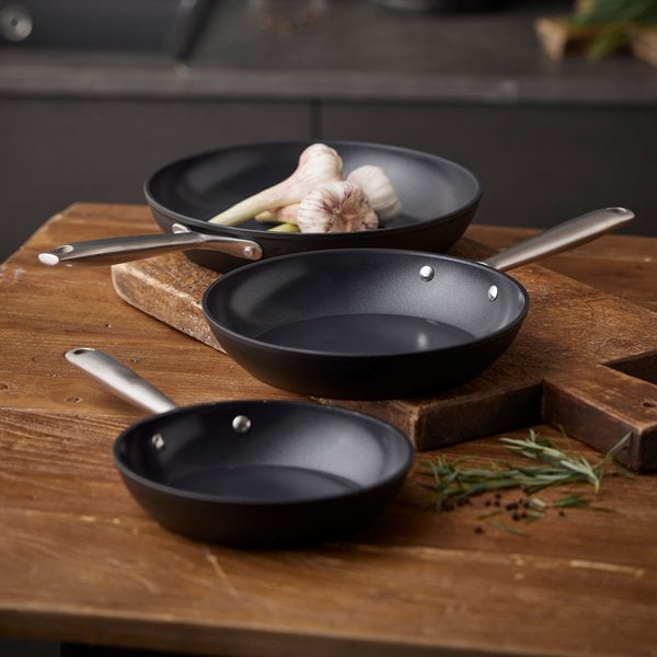 Travo stekepanne non-stick 24 cm, svart aluminium